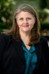 Holmes, Kristi 